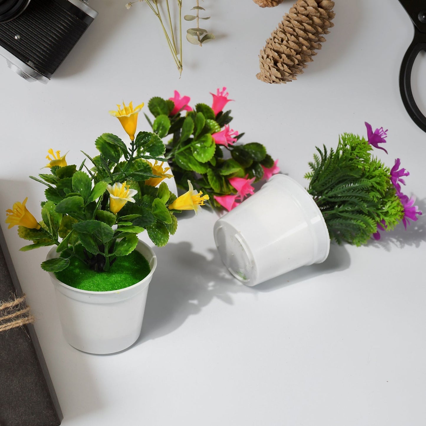 Flower Pot Artificial Decoration Plant | Natural Look & Plastic Material For Home , Hotels , Office & Multiuse Pot