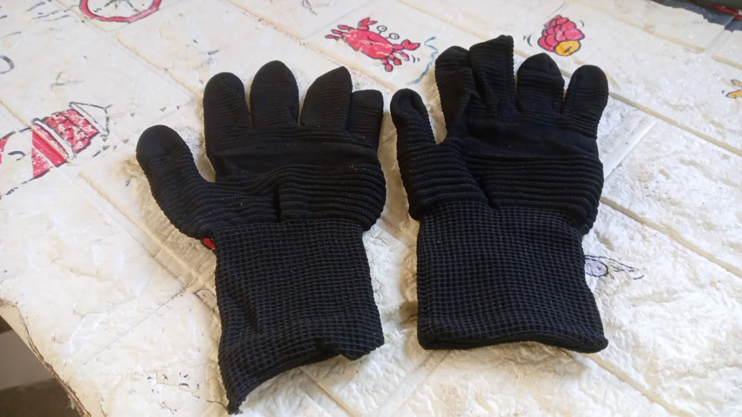 Small Hands, Big Protection: Heat Resistant, Cut-Proof Gloves