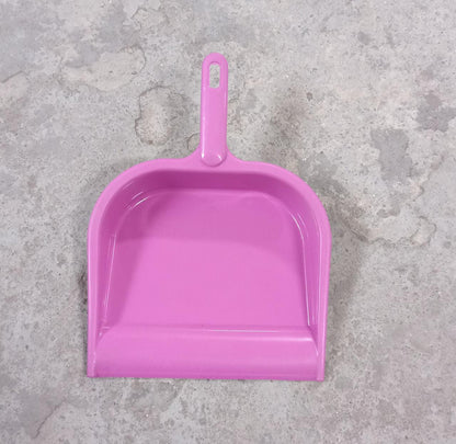 2351 Durable Lightweight Multi Surface Plastic Dustpan with Handle