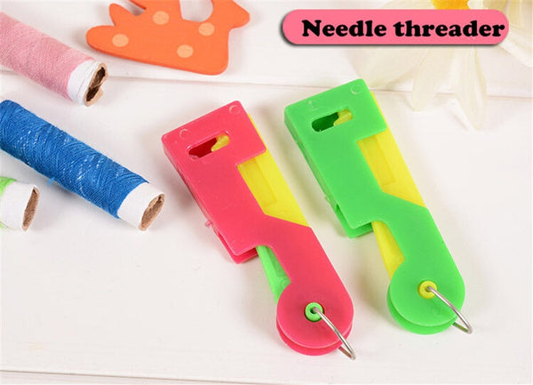 1381 Automatic Needle Threading Device (Multicolour) 