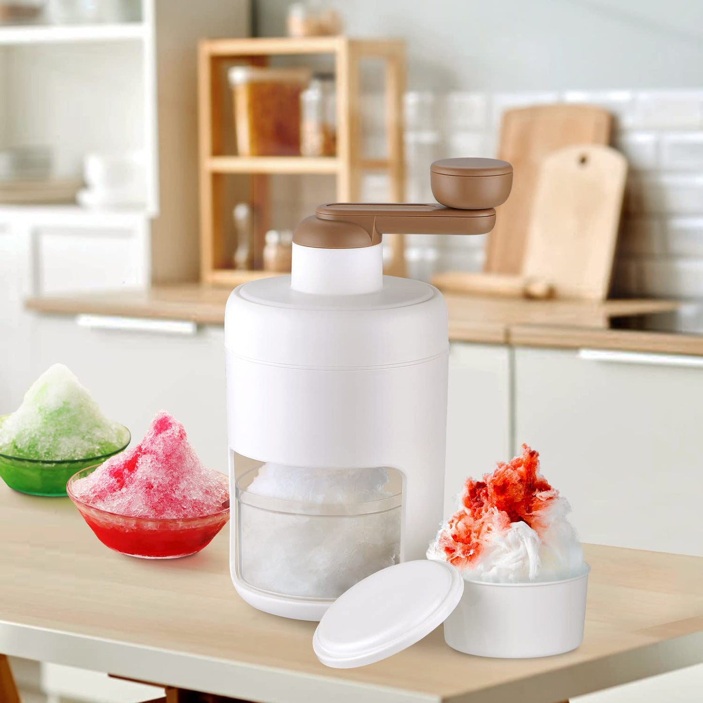 Portable Gola Maker Ice Crusher and Shaved Ice Machine, Hand Shaved Ice Machine Manual Fruit Smoothie Machine Mini Household Ice Shaver Small Ice Crusher