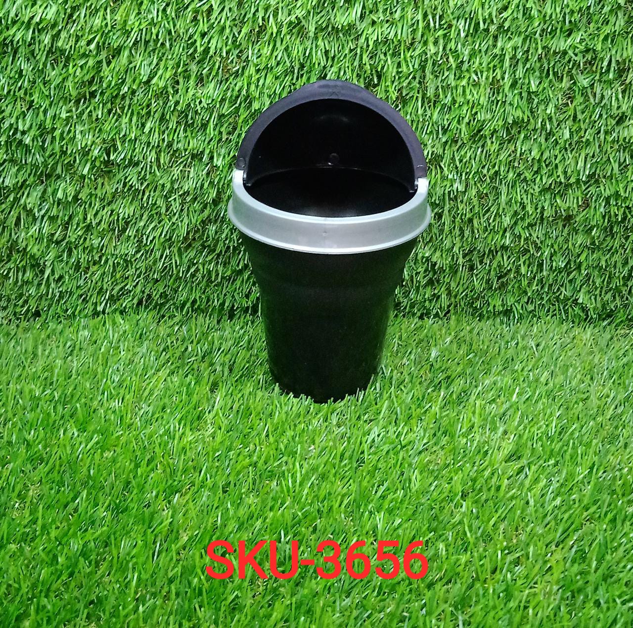 3656 Plastic Car Mini Dustbin/Trash Bin Dust Case Best for Traveling (Multicolour) 