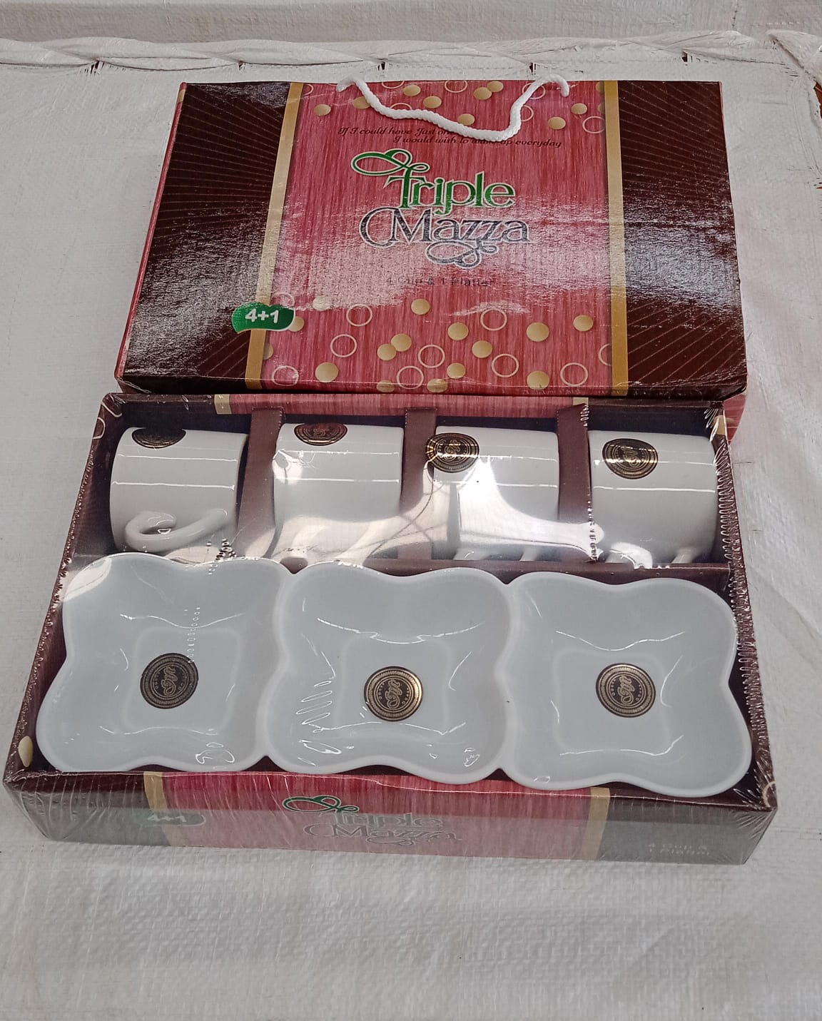 Triple Mazza Ceramic Tea / Cups Set Including 3 Compartment Plastic Serving Platter (4 Pcs Set)